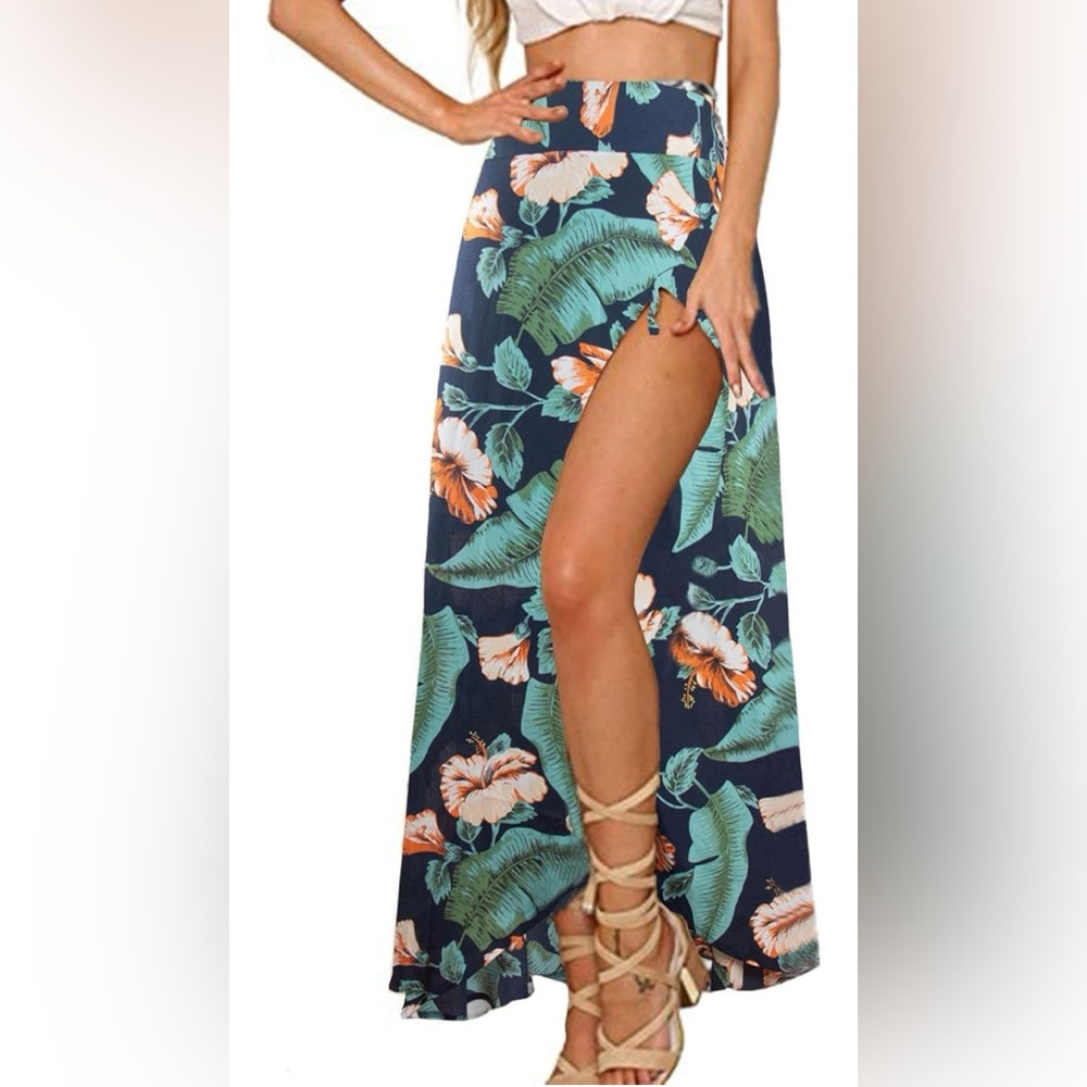 Tropical wrap skirt - nwot size medium